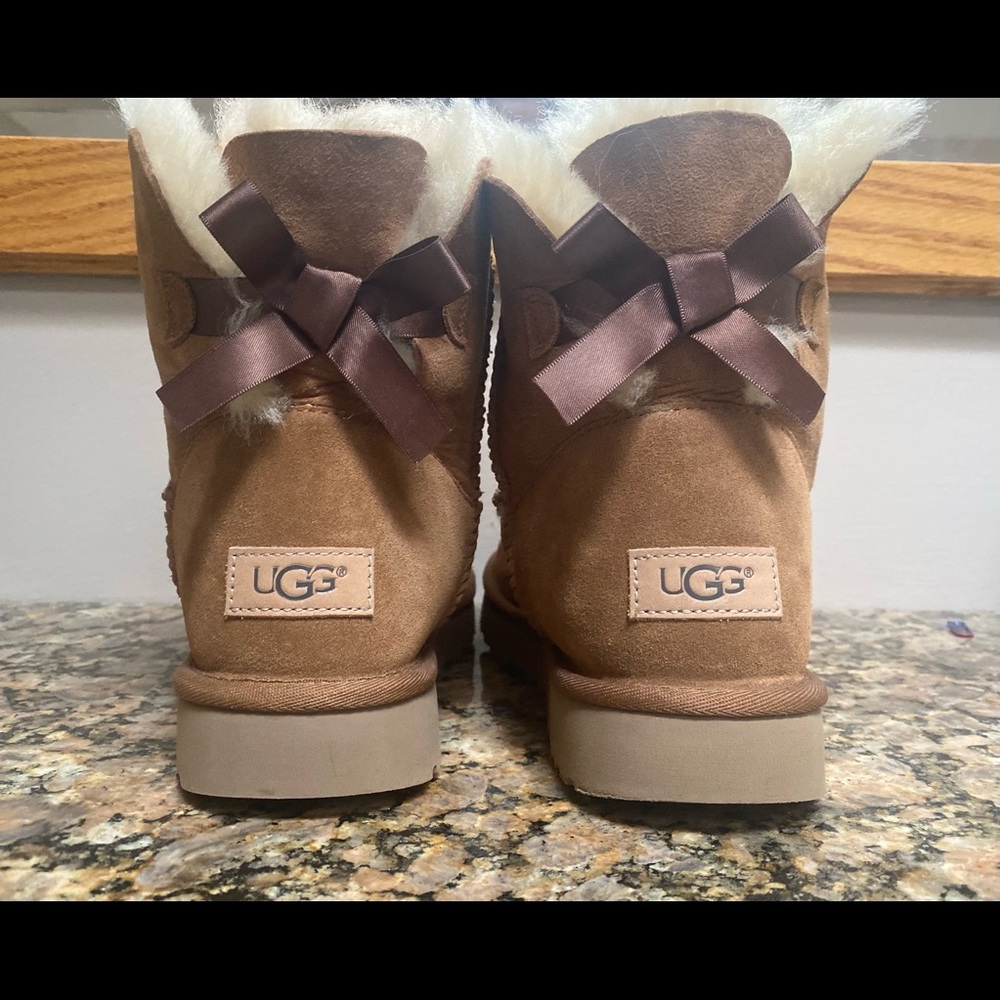 UGG Women's Tan Boots with Cream Fur